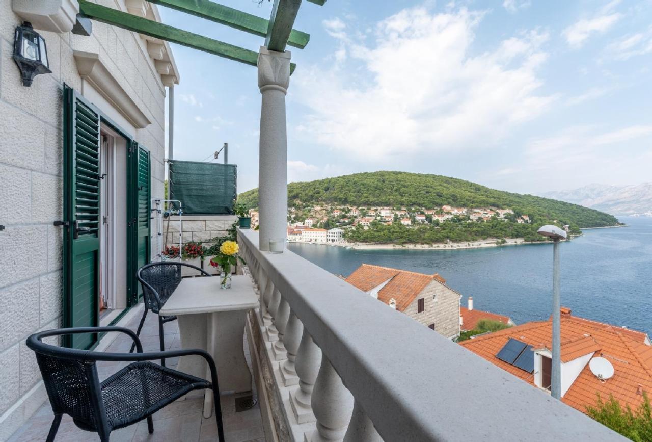 Apartments Darija Pucisca Kültér fotó