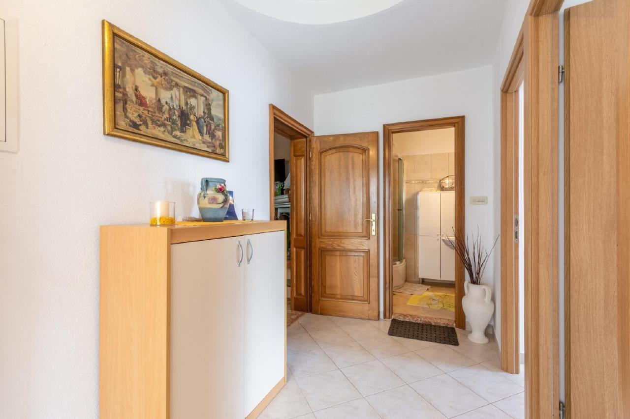 Apartments Darija Pucisca Kültér fotó