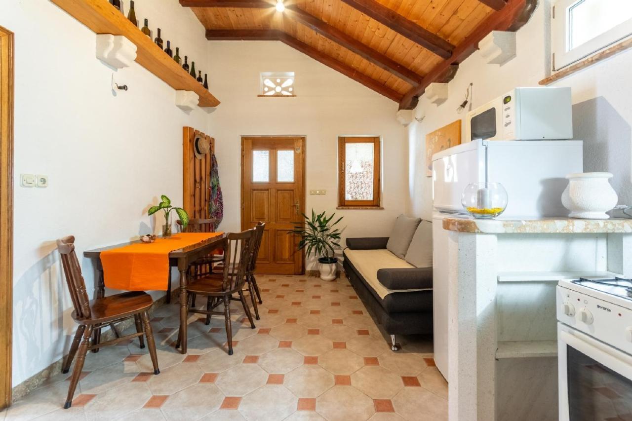 Apartments Darija Pucisca Kültér fotó